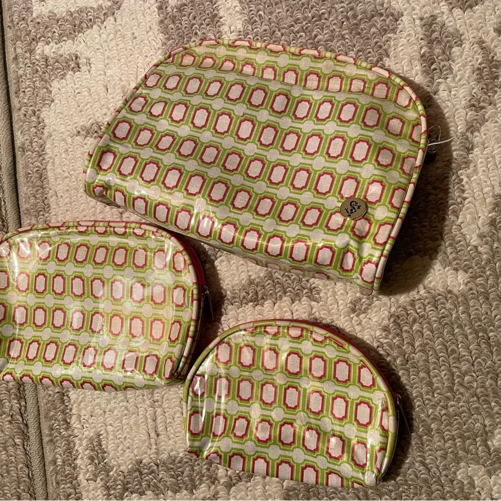3 Patterned Accessory makeup bag set - Picture 2 of 6